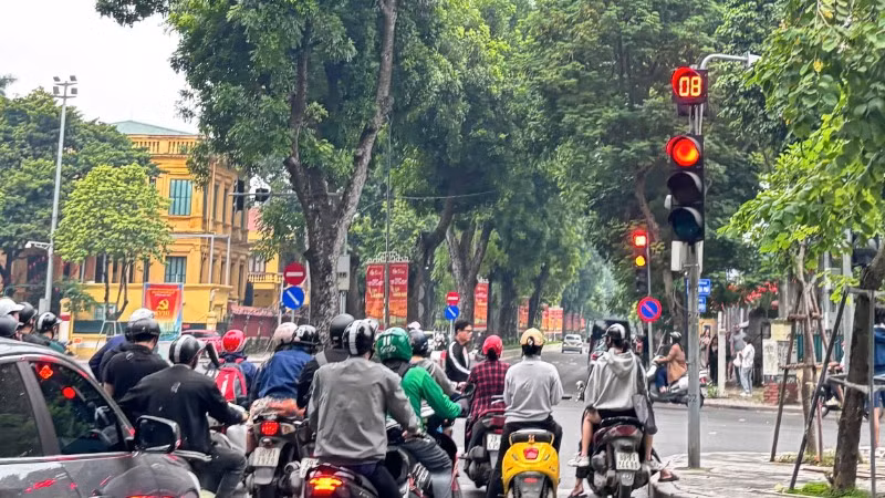 Việc triển khai đèn tín hiệu chỉ hiển thị 8 giây cuối của chu kỳ đang nhận được nhiều sự quan tâm của người dân.