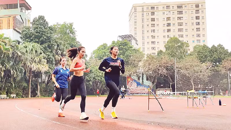 Đội tuyển điền kinh Việt Nam tập luyện cho các giải đấu quốc tế, hướng tới ASIAD 20.