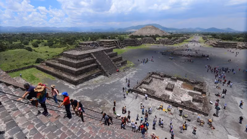 Khu khảo cổ Teotihuacán - địa điểm du lịch nổi tiếng cách thủ đô Mexico City 60km. (Ảnh: PHI HÙNG-PV TTXVN tại Mexico)
