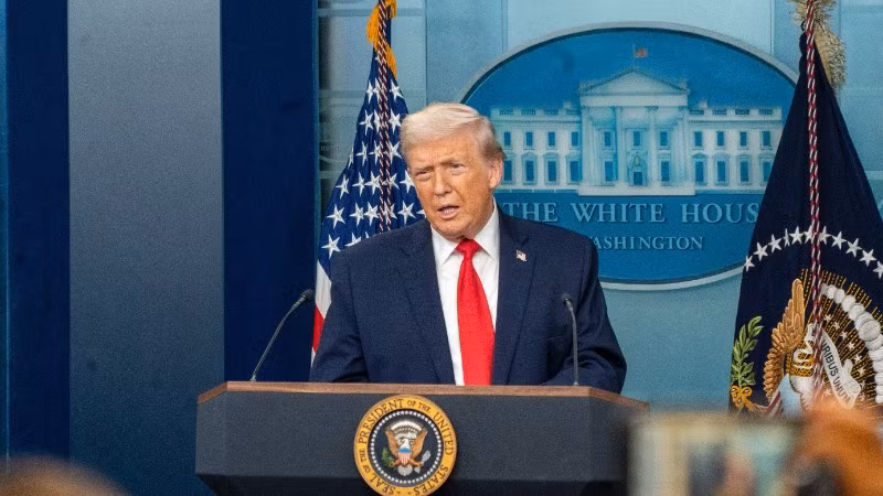 Tổng thống Mỹ Donald Trump phát biểu tại cuộc họp báo ở Nhà trắng, Washington, D.C., ngày 20/1/2026. (Ảnh: THX/TTXVN)