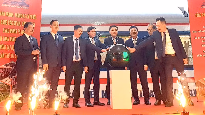Tổng công ty Đường sắt Việt Nam khởi công, khánh thành 3 dự án, hướng tới chào mừng 79 năm Ngày Toàn quốc kháng chiến và Đại hội đại biểu toàn quốc lần thứ XIV của Đảng.