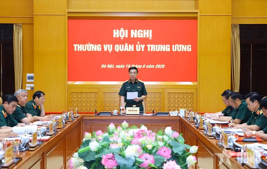 Đại tướng Phan Văn Giang chủ trì Hội nghị Thường vụ Quân ủy Trung ương. (Nguồn: qdnd.vn)