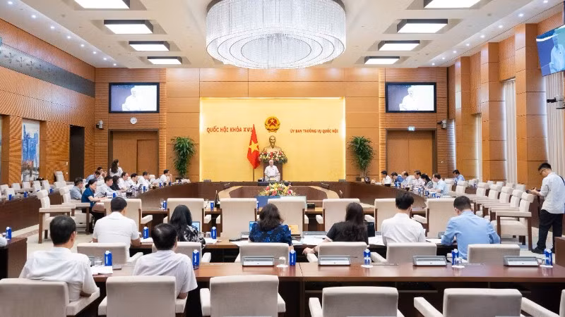 Phó Chủ tịch Thường trực Quốc hội Đỗ Văn Chiến chủ trì cuộc họp giao ban. (Nguồn: quochoi.vn)