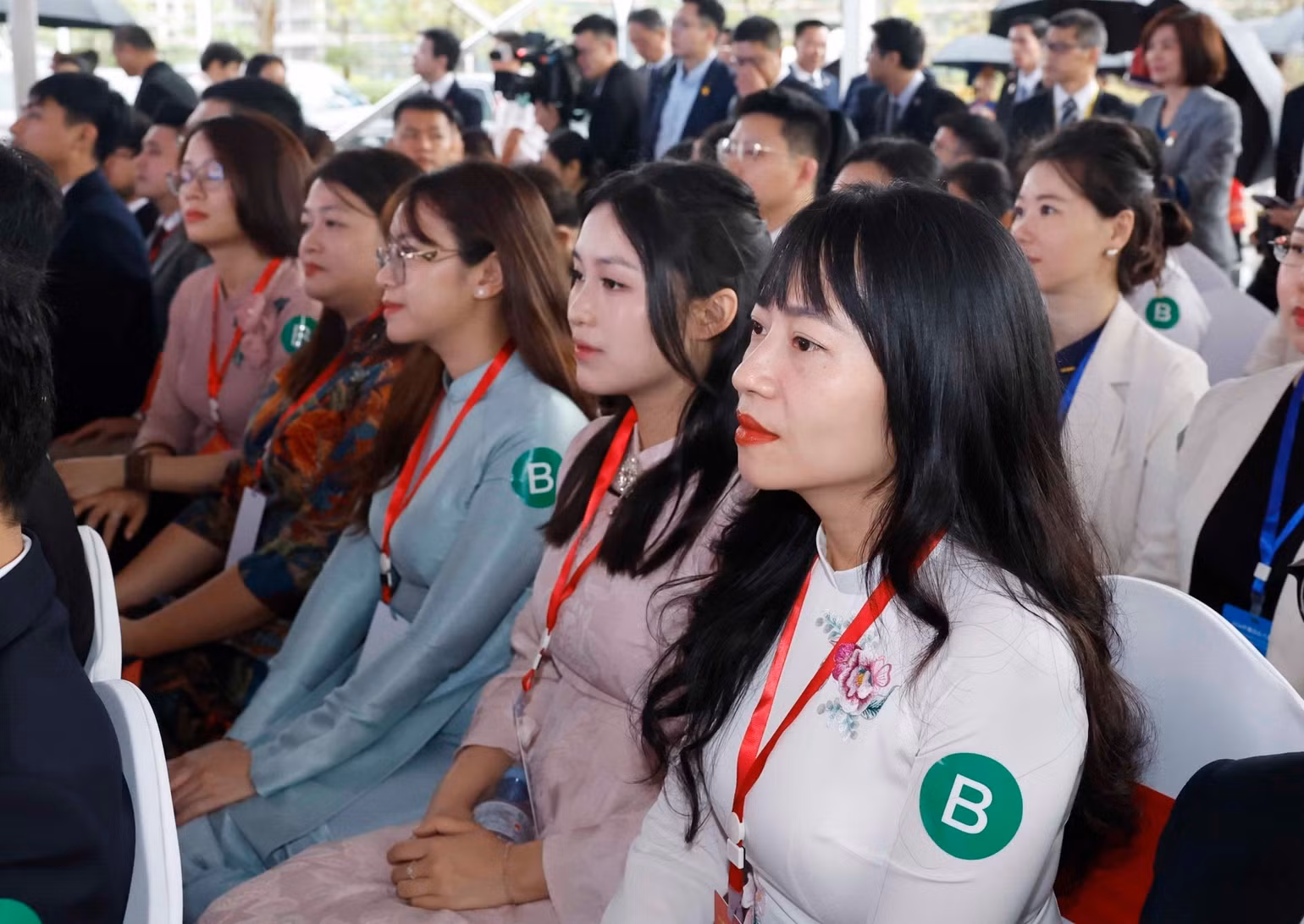 vna-potal-tong-bi-thu-chu-tich-nuoc-to-lam-du-le-khai-mac-va-phat-bieu-tai-lien-hoan-nhan-dan-bien-gioi-viet-trung-8706772.jpg
