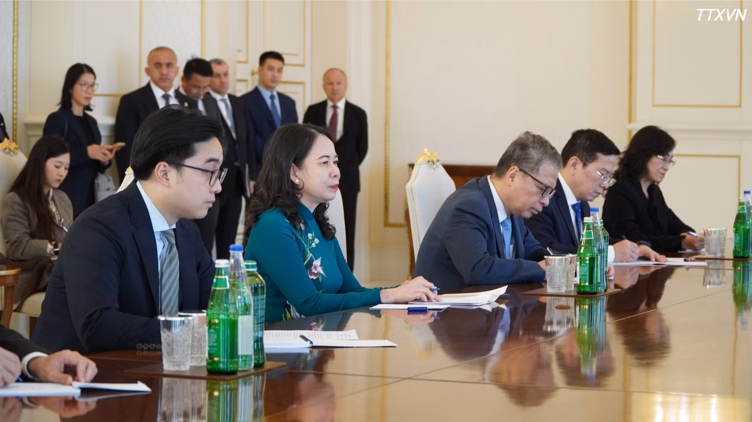 vna-potal-pho-chu-tich-nuoc-vo-thi-anh-xuan-hoi-dam-voi-tong-thong-azerbaijan-ilham-aliyev-178.jpg