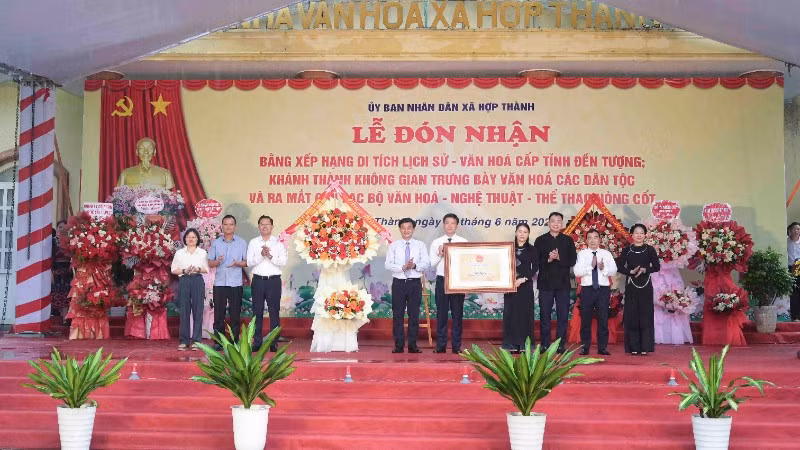 Xã Hợp Thành đón nhận Bằng xếp hạng di tích lịch sử-văn hóa cấp tỉnh Đền Tượng.