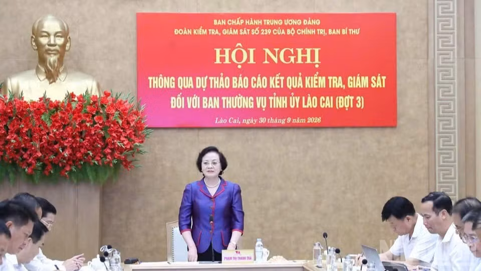 Đồng chí Phạm Thị Thanh Trà, Bí thư Trung ương Đảng, Phó Thủ tướng Chính phủ phát biểu tại hội nghị. (Ảnh: TÂM THỜI)