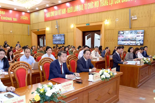 Quang cảnh hội nghị.