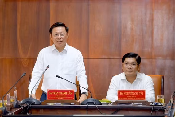 Phó Trưởng ban Thường trực Ban Tuyên giáo Trung ương Trần Thanh Lâm phát biểu chỉ đạo tại buổi làm việc. (Ảnh: Đ.Quang)