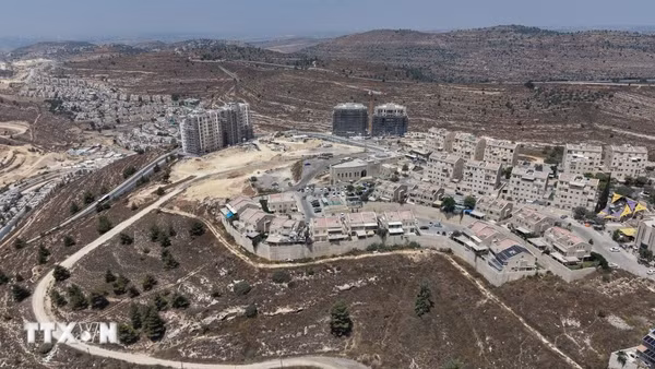 Một khu định cư của Israel đang được xây dựng tại Bờ Tây, gần Jerusalem. (Ảnh: THX/TTXVN)