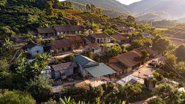 Đến Bắc Hoa, Bắc Ninh, du khách như bước vào không gian văn hóa lưu giữ vẹn nguyên bản sắc của đồng bào dân tộc Nùng. (Ảnh: TTXVN)