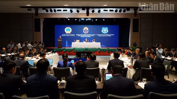 Toàn cảnh Hội nghị Tòa án các tỉnh biên giới Việt Nam-Campuchia-Lào lần thứ 8 tại Phnom Penh. (Ảnh: ĐINH TRƯỜNG)