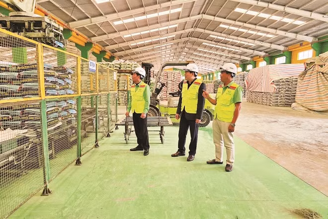 Tại Công ty cổ phần Công Nông nghiệp Tiến Nông, đảng viên luôn giữ vai trò tiên phong, gương mẫu.