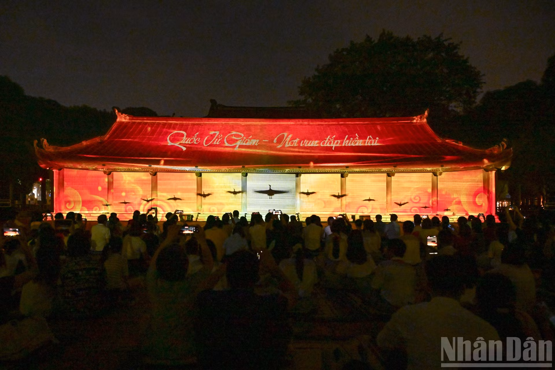 ndo_br_3d-mapping-van-mieu-2670.jpg