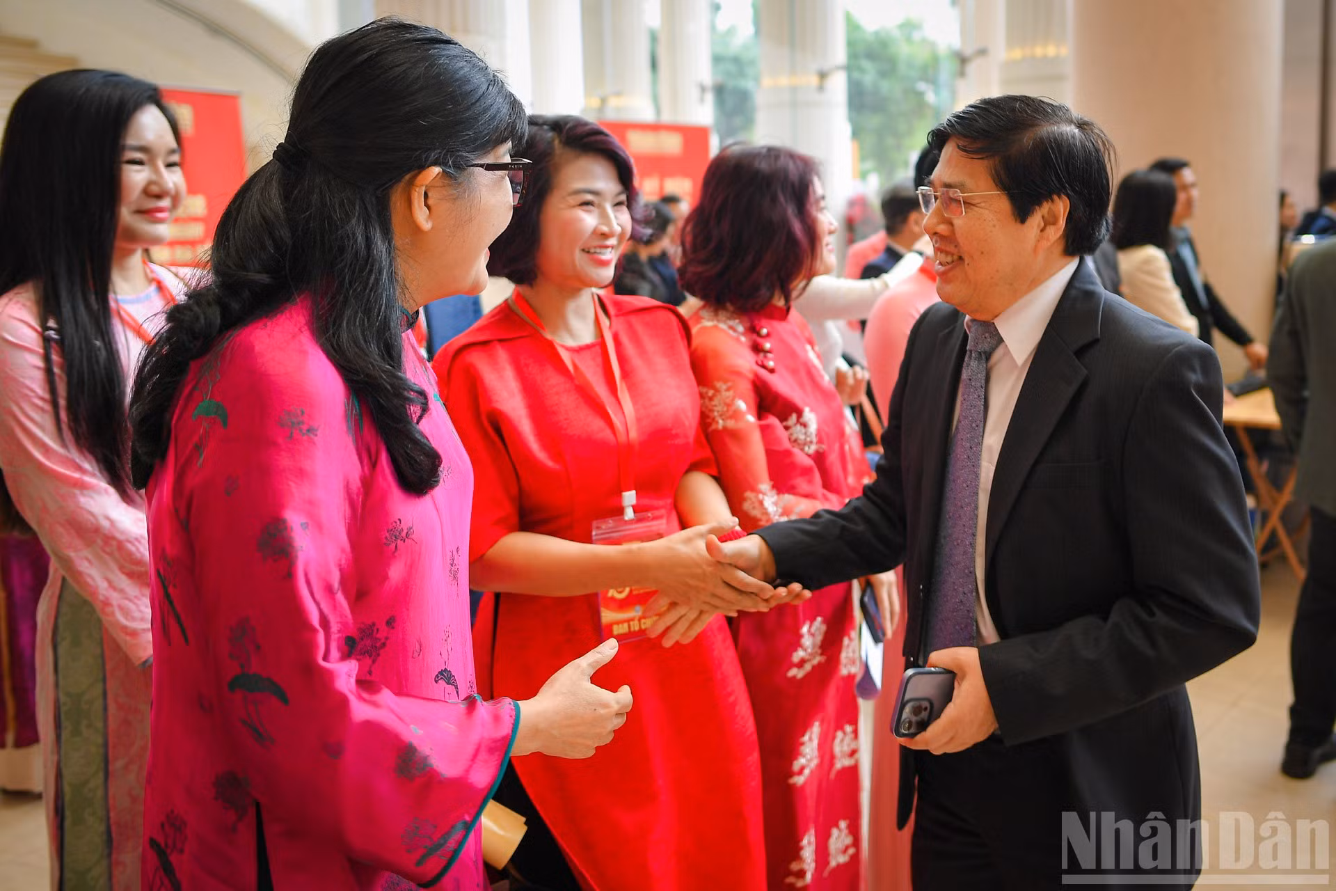 ndo_br_cb-75-nam-17.jpg