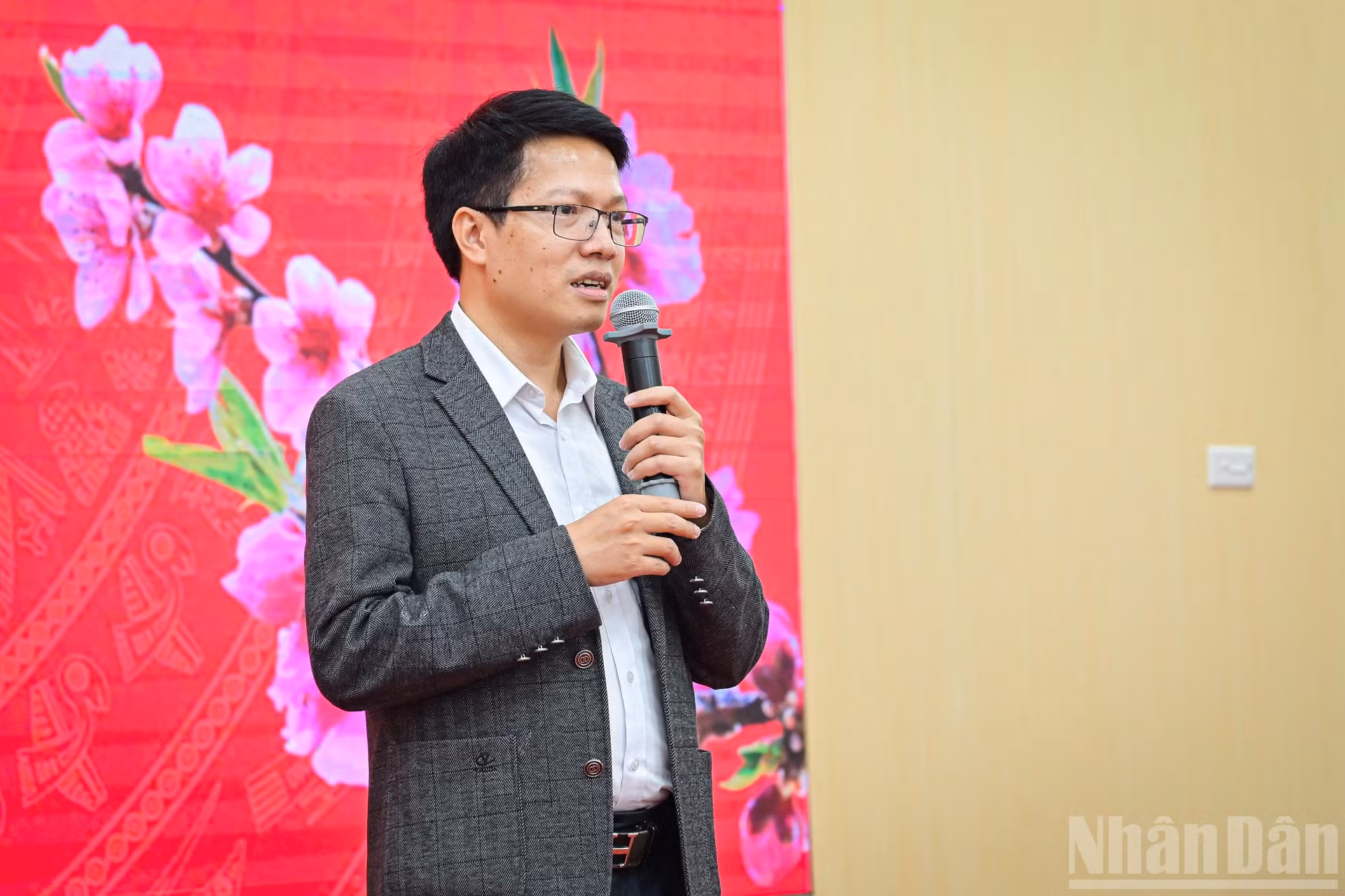 ndo_br_gap-mat-dau-xuan3.jpg