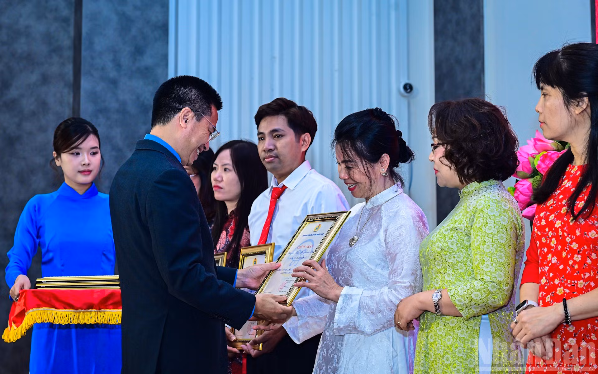 ndo_br_img-0807.jpg