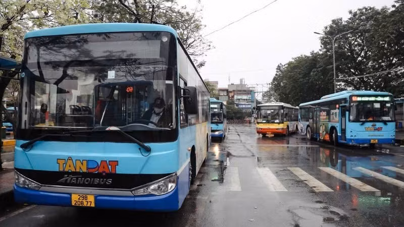 Tăng cường quản lý, giám sát hoạt động của phương tiện và đội ngũ lái xe thông qua dữ liệu thiết bị giám sát hành trình. (Ảnh: LÊ KHÁNH)