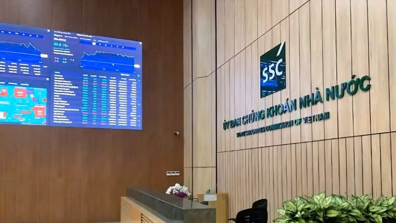 Ủy ban Chứng khoán Nhà nước tích cực tái cấu trúc quy trình xử lý thủ tục hành chính, chuẩn hóa thành dịch vụ công trực tuyến toàn trình.