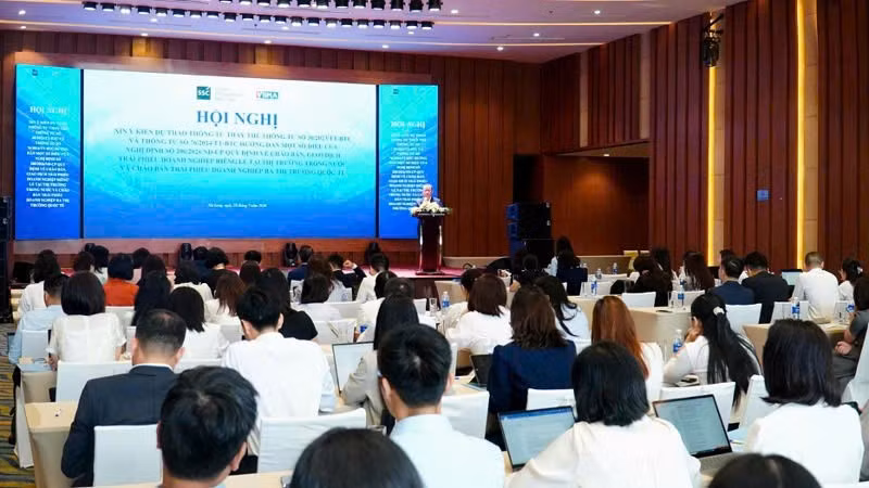 Toàn cảnh Hội nghị.