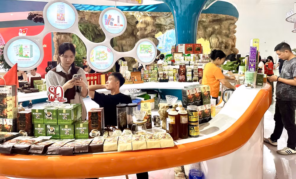 "Ngày Văn hóa Nghệ thuật quốc tế tại Hà Nội" sẽ gồm nhiều hoạt động trong đó sẽ có nhiều gian hàng giới thiệu đặc sản văn hóa, ẩm thực của Hà Nội và các nước trên thế giới. (Ảnh minh họa: K.T)