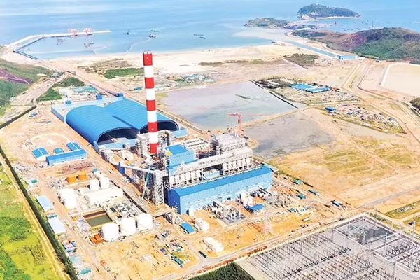 Toàn cảnh Trung tâm điện lực Quảng Trạch (trong ảnh: Nhà máy nhiệt điện Quảng Trạch I dự kiến phát điện thương mại trong tháng 10/2026).