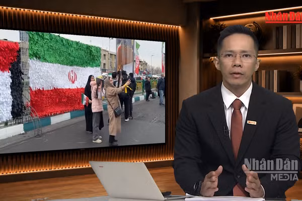 [Video] Tiêu điểm 25/8: Đòn bẩy Nga, Trung Quốc trong cuộc đối đầu Mỹ - Iran 