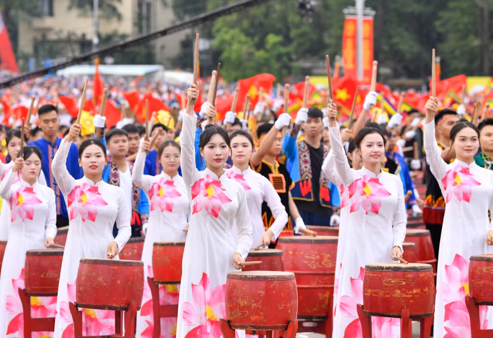 van-nghe-tai-le-tong-duyet-4.jpg