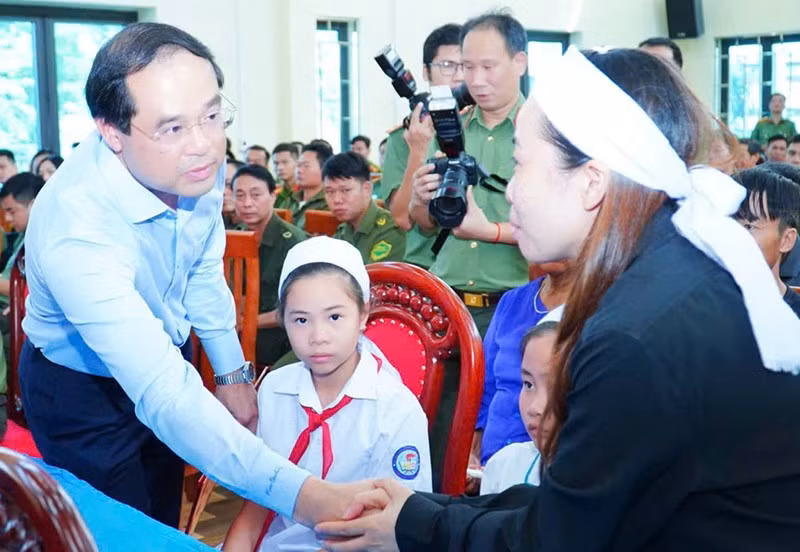 tam-guong-cuu-nguoi-phan-van-thanh-thai-nguyen-1.jpg