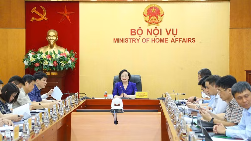 bo-truong-noi-vu-pham-thi-thanh-tra.jpg