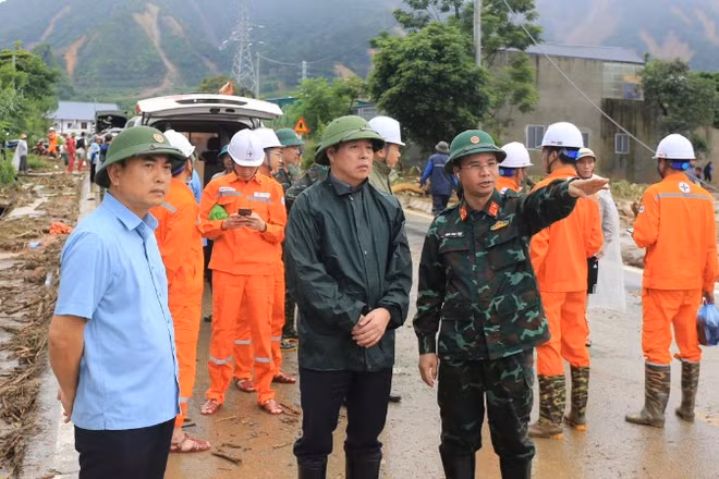Chủ tịch tỉnh Lai Châu trực tiếp chỉ đạo khắc phục hậu quả mưa lũ tại Mường Than.