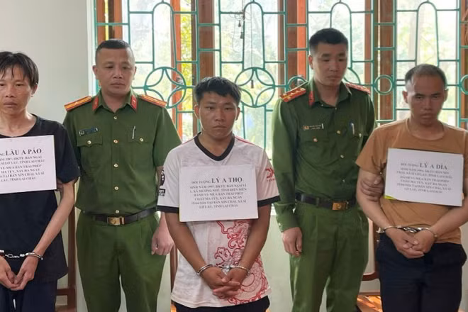 Các đối tượng tại cơ quan điều tra.