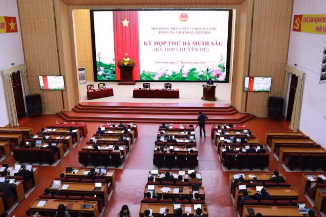 Kỳ họp thứ ba mươi sáu Hội đồng nhân dân tỉnh Lai Châu.