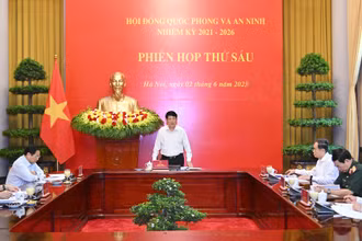 Chủ tịch nước Lương Cường phát biểu tại Phiên họp thứ sáu Hội đồng Quốc phòng và An ninh nhiệm kỳ 2021-2026.