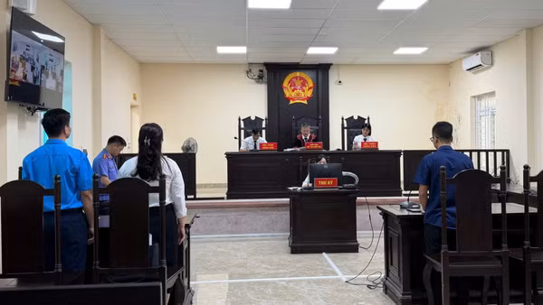 Quang cảnh phiên tòa khởi kiện vụ án dân sự công ích, theo đề nghị của Bảo hiểm xã hội cơ sở Ứng Hòa, Viện Kiểm sát nhân dân khu vực 12-Hà Nội, tháng 9/2026 (Ảnh: HSS)