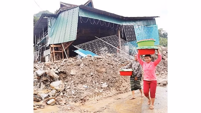 Tháng 7/2025, chưa đầy một tuần, bản Ta Đo, xã Mường Típ, tỉnh Nghệ An hứng chịu hai trận lũ quét, lũ ống. 