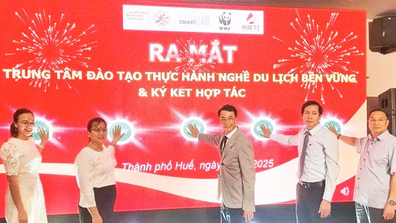 ramat.jpg