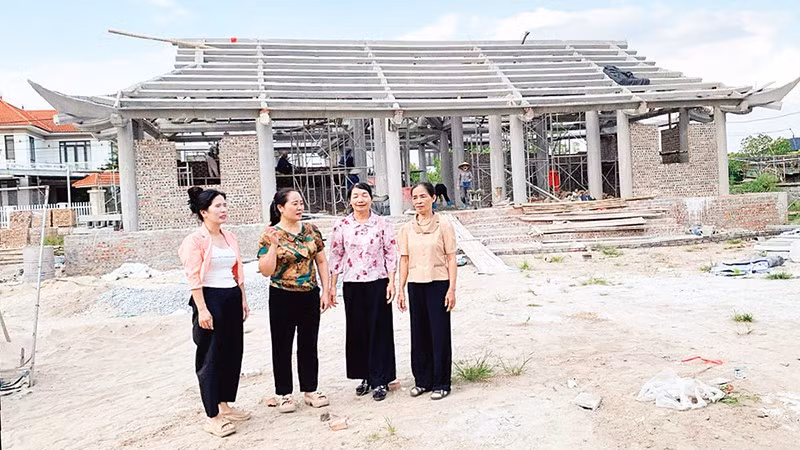Công trình đình Vân Nội được nhân dân thôn Vân Nội, xã Việt Tiến (Hưng Yên) đồng tình, ủng hộ xây dựng ở vị trí mới. 