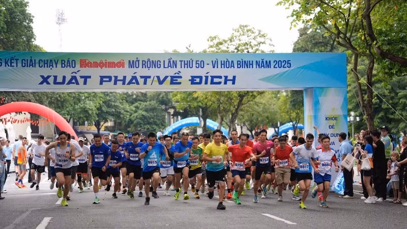 Hơn 3.000 vận động viên đã tham gia thi đấu chung kết giải.