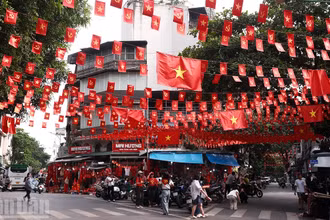 Hà Nội rực rỡ chào mừng 80 năm Cách mạng Tháng Tám và Quốc khánh 2/9. Ảnh NGUYỄN TRUNG HIẾU