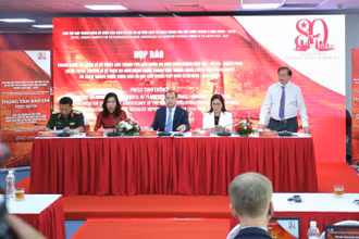 Quang cảnh buổi họp báo.