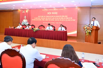 Trưởng Ban Nội chính Trung ương Phan Đình Trạc phát biểu kết luận hội nghị.