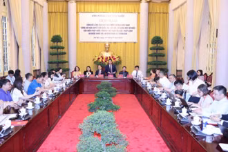 Toàn cảnh buổi họp báo.