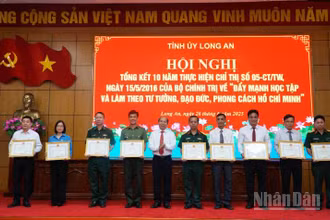Các tập thể nhận Bằng khen của Chủ tịch UBND tỉnh vì có thành tích tiêu biểu trong phong trào học tập và làm theo tư tưởng, đạo đức, phong cách Hồ Chí Minh, giai đoạn 2016-2025.