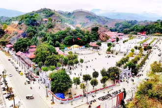 Di tích lịch sử văn hóa quốc gia đền Bảo Hà được trùng tu, mở rộng, tạo thuận lợi cho du khách chiêm bái, tham quan.