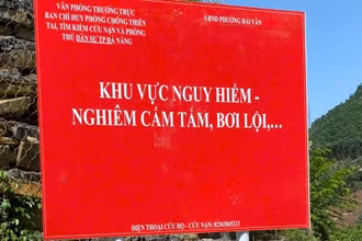 Nơi xảy ra vụ tai nạn đuối nước thương tâm là khu vực cấm tắm, bơi lội. (Ảnh: Công an cung cấp)