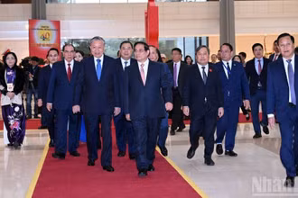 Các đồng chí lãnh đạo Đảng, Nhà nước tham dự Đại hội Thi đua yêu nước lần thứ XI.