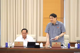 Cấm ép buộc người học tham gia học thêm dưới mọi hình thức