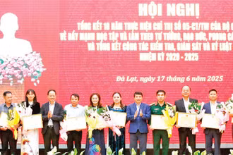 Tỉnh Lâm Đồng khen thưởng, biểu dương các tập thể có thành tích xuất sắc trong học tập và làm theo tư tưởng, đạo đức, phong cách Hồ Chí Minh giai đoạn 2016-2025.