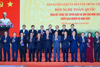 Tổng Bí thư Tô Lâm và các đồng chí lãnh đạo Đảng, Nhà nước dự Hội nghị tổng kết công tác tuyên giáo và dân vận năm 2025, triển khai nhiệm vụ năm 2026.